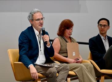 Rafael Gomez speaking in a panel